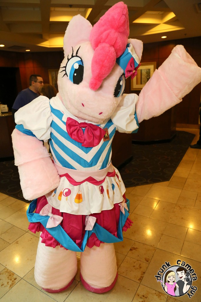 Embassy Suites: Grand Brony Gala